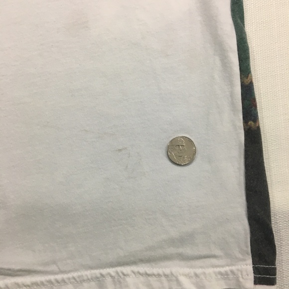 American Eagle Ugly Christmas T-Shirt Men's Medium - Picture 8 of 8